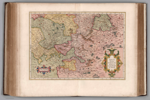 Ein aufgeschlagenes Buch mit einer detaillierten Deutschlandkarte und begleitendem Text.