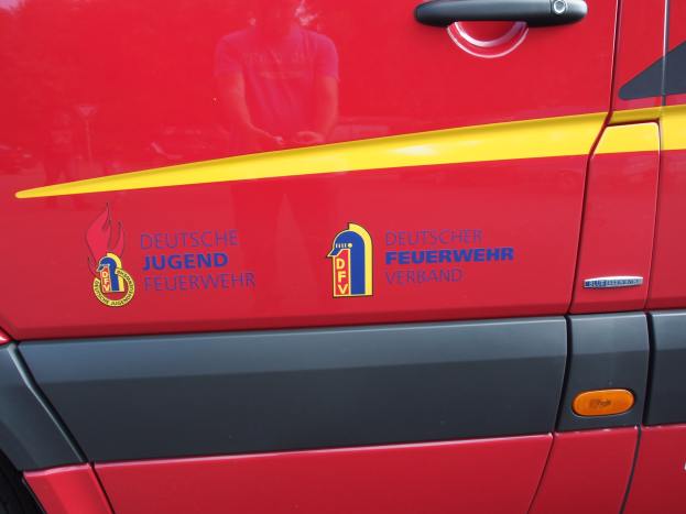FW Gangelt: Spektakuläre Verfolgungsjagd führt zu großem Feuerwehreinsatz