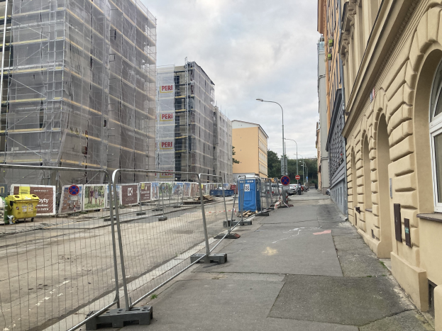 Unsere Stadtverwaltung (Abkürzung) schafft Ersatzparkplätze für Anwohner